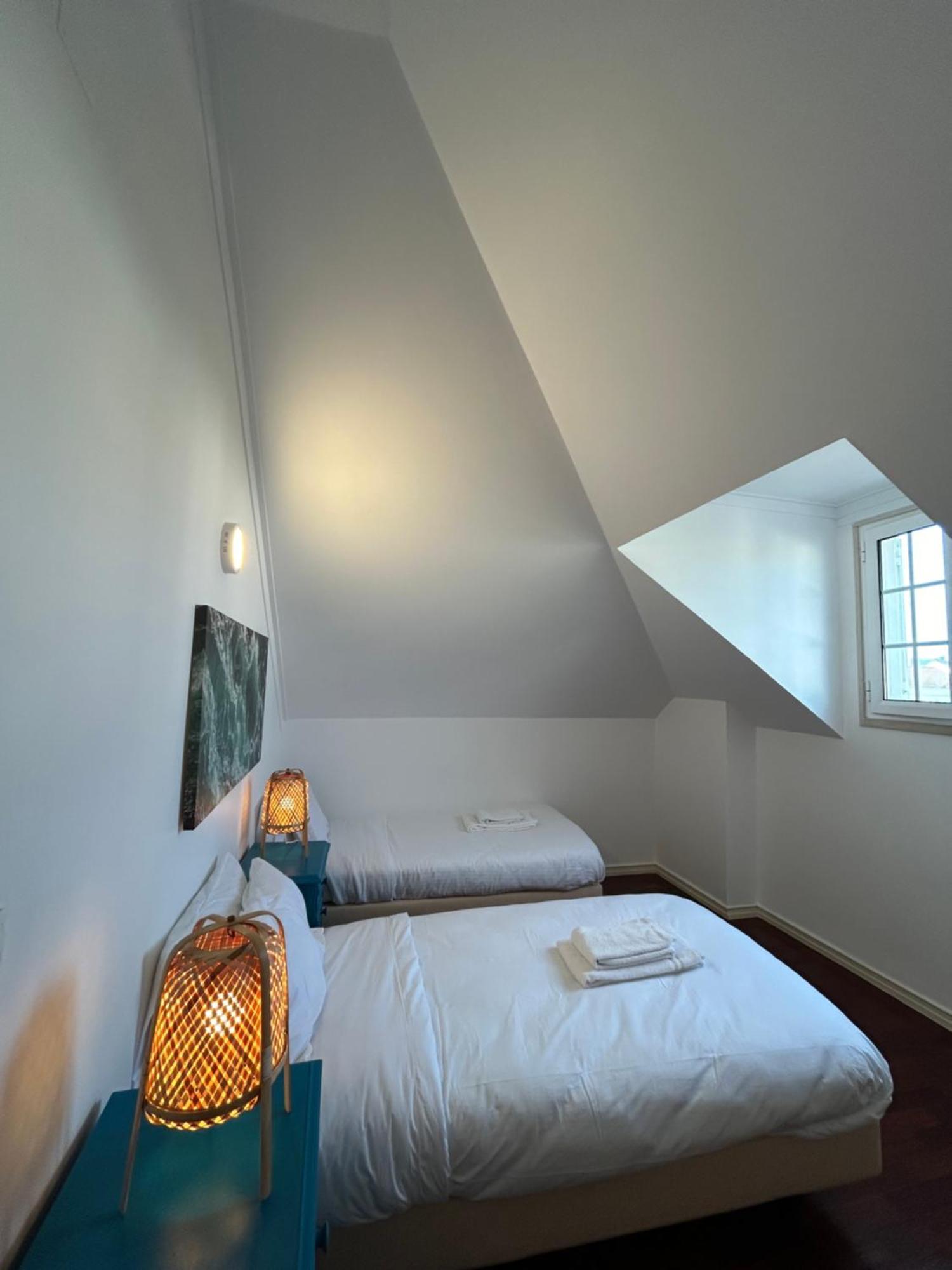 Impact Beach House Estoril Extérieur photo