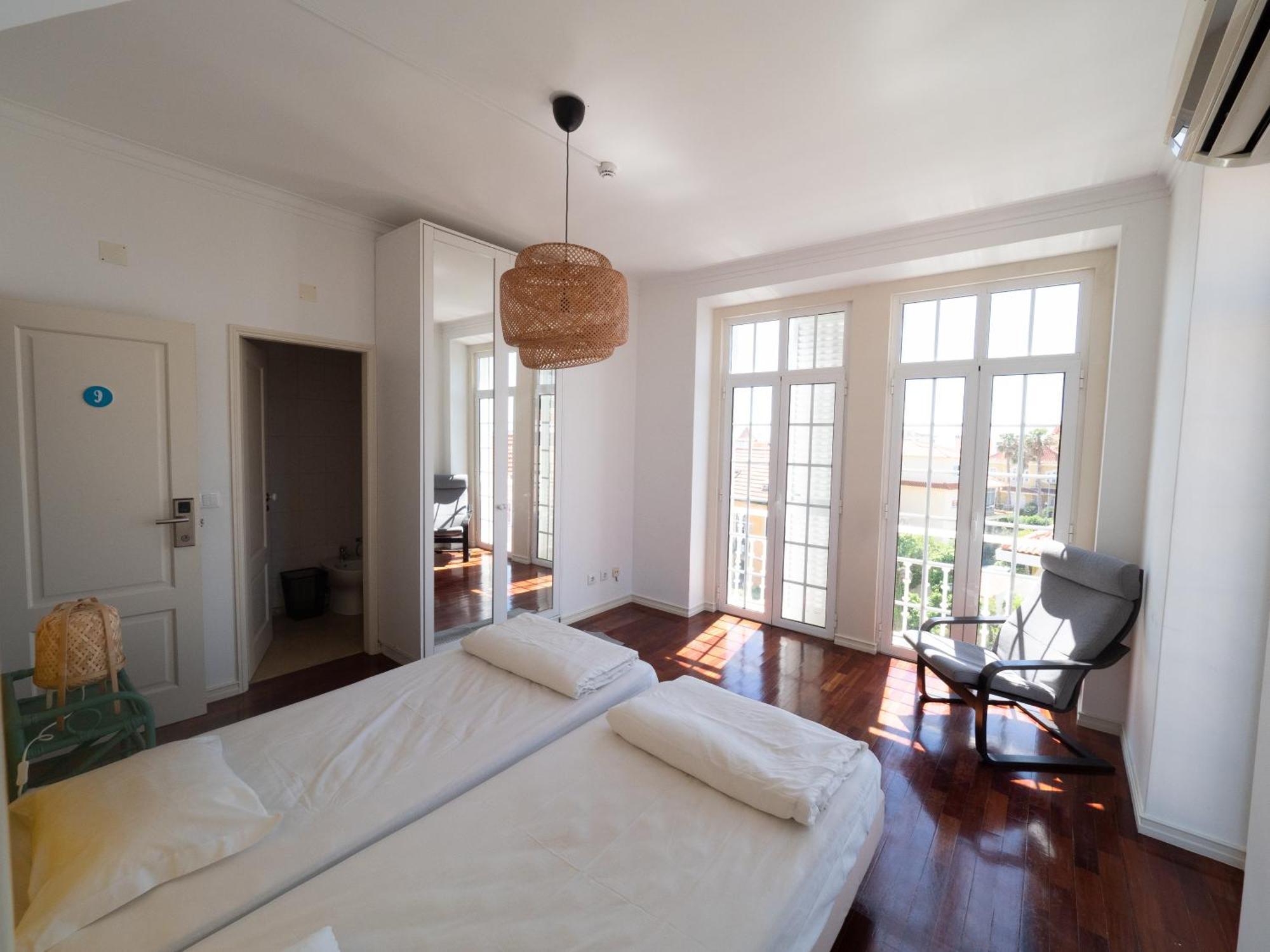 Impact Beach House Estoril Extérieur photo